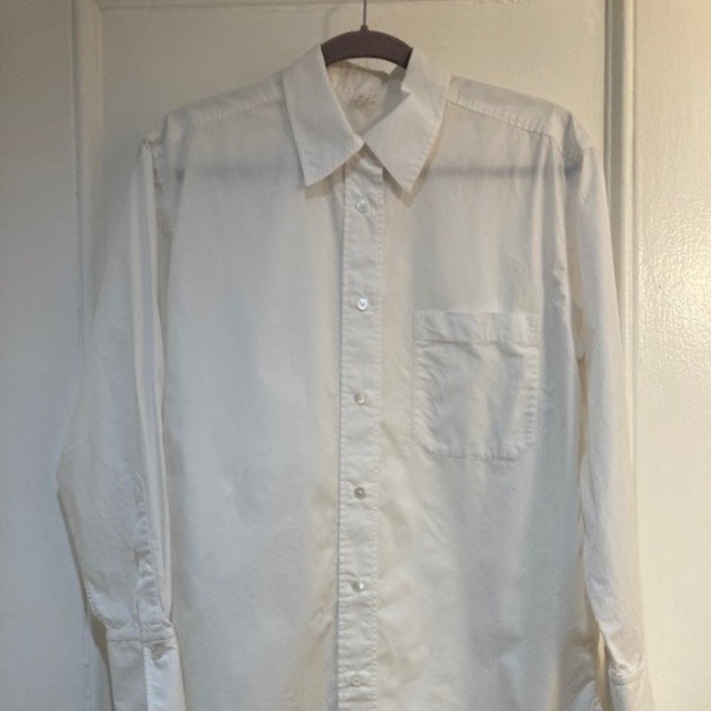 Oversized white poplin button down shirt (100% cotton)